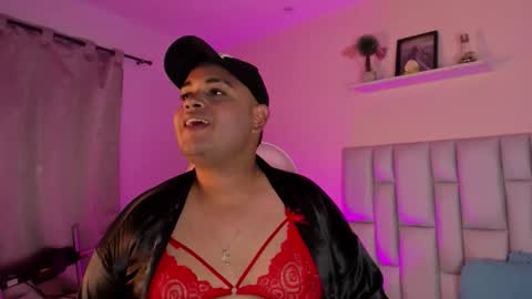 Snapshot of jay_kross1 chatting on 02-15-26, 02:08 jayyy online show from 02-15-26, 02:08