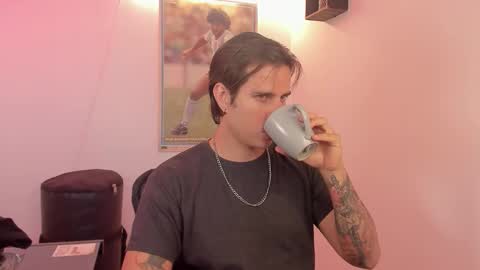 Snapshot of jayalvarrez_ chatting on 02-13-26, 06:59 Jay Alvarrez online show from 02-13-26, 06:59