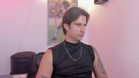 Snapshot of jayalvarrez_ chatting on 02-20-26, 07:14 Jay Alvarrez online show from 02-20-26, 07:14