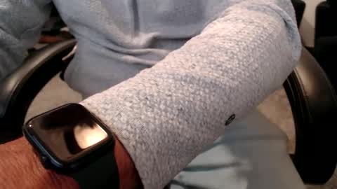 Snapshot of jayboo777 chatting on 06-11-26, 03:04 sissy gurl online show from 06-11-26, 03:04