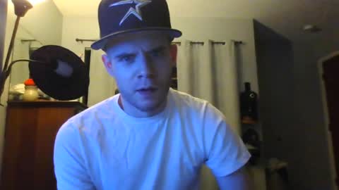 Snapshot of jaybrik92 chatting on 07-18-26, 02:49 Jlio Delgauto online show from 07-18-26, 02:49
