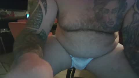 Snapshot of jaycat73 chatting on 08-07-26, 09:28 jaycat73 online show from 08-07-26, 09:28