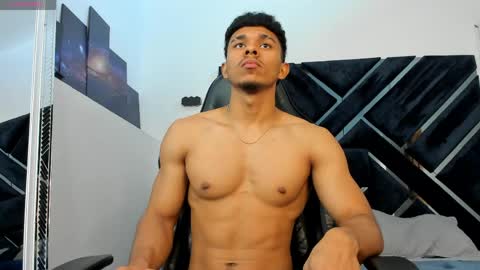JAYDEN online show from 04-25-26, 01:41