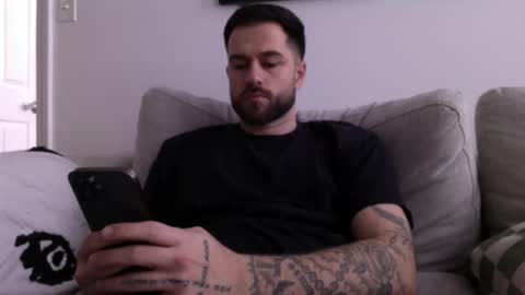 Snapshot of jayg333 chatting on 04-03-26, 01:09 jayg333 online show from 04-03-26, 01:09