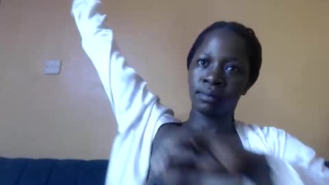 Snapshot of jayny1 chatting on 10-26-25, 05:13 Jayny online show from 10-26-25, 05:13