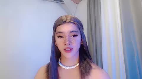 jaysee_hugecox online show from 05-18-26, 02:01