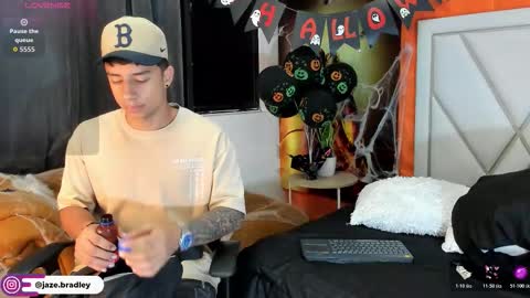 jaze_bradley online show from 10-22-25, 11:32