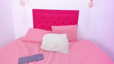 Snapshot of jazmin_lewiss chatting on 01-08-25, 08:18 Jazmin Lewiss online show from 01-08-25, 08:18