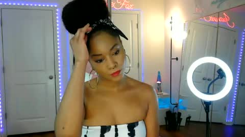 Snapshot of jazminefox chatting on 07-12-26, 09:06 Jazmine Fox online show from 07-12-26, 09:06