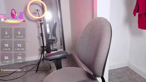 jazmyn6969 online show from 10-23-25, 07:45