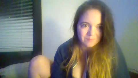 Snapshot of jazzyrae97 chatting on 02-11-25, 04:44 Jazzyrae online show from 02-11-25, 04:44