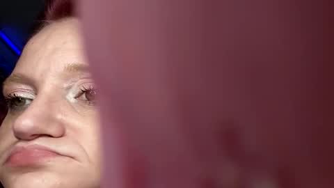 Snapshot of jbeautyxx chatting on 02-17-26, 09:28 J Nicole online show from 02-17-26, 09:28