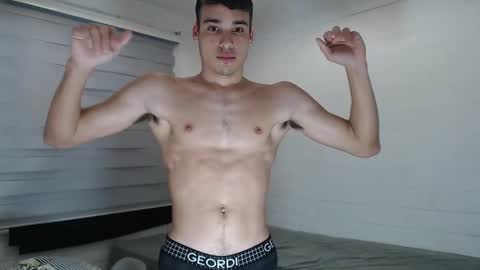 Lin online show from 09-21-25, 03:08