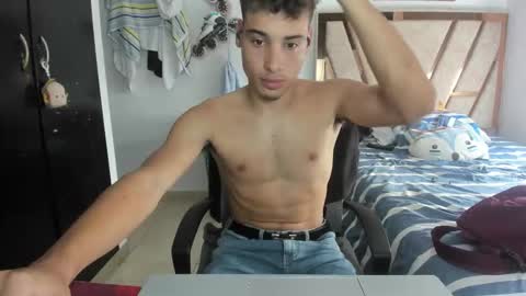 Lin online show from 02-03-26, 03:28