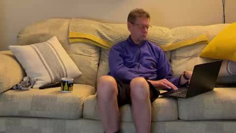 Jon online show from 12-11-24, 05:04