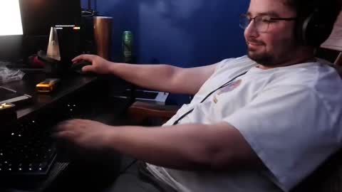 Snapshot of jcmdspoof chatting on 03-10-25, 05:11 jcmdspoof online show from 03-10-25, 05:11