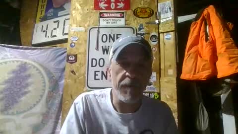 jdgiddy69 online show from 04-26-26, 03:04