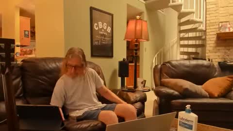JDinEuless online show from 05-17-26, 06:26