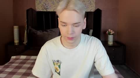 Snapshot of je_salvatore_bev chatting on 02-28-26, 07:09 Salvatore online show from 02-28-26, 07:09