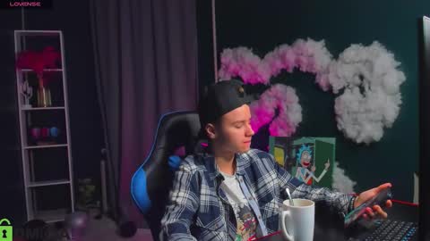 jean_wilsons online show from 09-10-25, 03:06