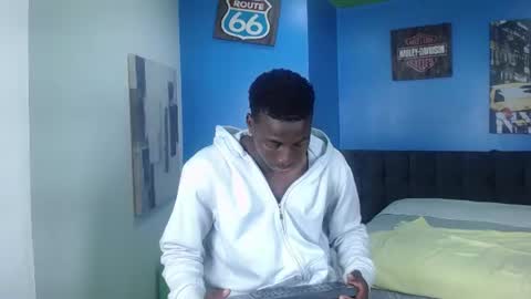 Snapshot of jeandante_ chatting on 06-17-26, 05:25 Jeandante online show from 06-17-26, 05:25