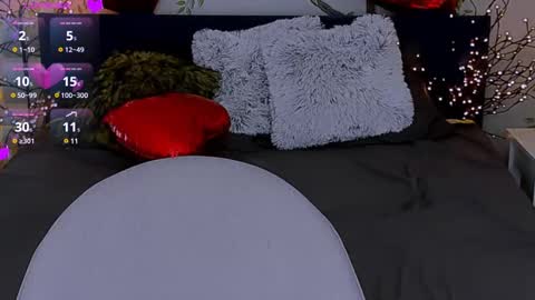 jeanniefox_ online show from 02-19-25, 02:12