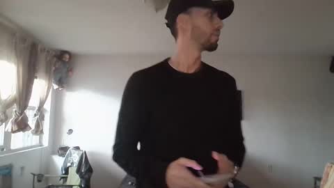 jean pier bello Silva online show from 12-30-24, 08:15