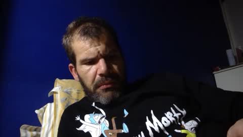 Snapshot of jediknight2 chatting on 01-01-25, 12:32 Matt online show from 01-01-25, 12:32