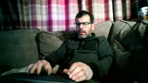 Snapshot of jediknight2 chatting on 12-22-25, 06:05 Matt online show from 12-22-25, 06:05