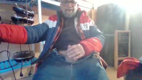 Snapshot of jeepy383838 chatting on 02-15-26, 08:13 jeepy383838 online show from 02-15-26, 08:13