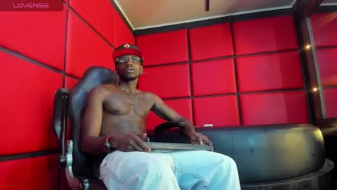 ---  Jeff --- online show from 02-12-26, 04:51