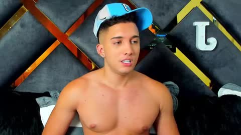 Snapshot of jeicob_stone1 chatting on 12-14-24, 10:50 JEICOB STONE online show from 12-14-24, 10:50