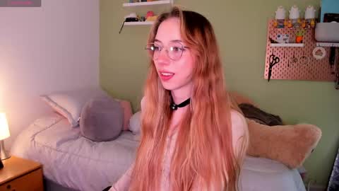 Jelly  online show from 04-30-26, 01:56