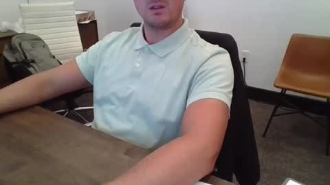 Snapshot of jellytime1988 chatting on 10-31-25, 10:00 jellytime1988 online show from 10-31-25, 10:00