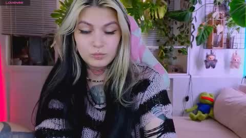 Jelya online show from 09-08-25, 03:33