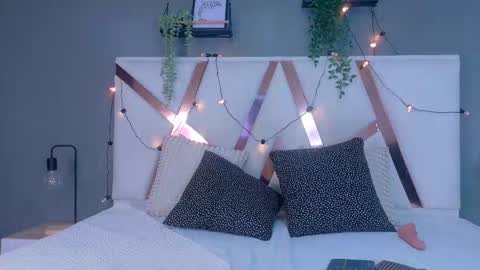 Jena  online show from 02-21-26, 03:07