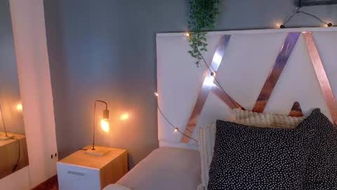 Snapshot of jenacooper__ chatting on 04-22-26, 02:58 Jena online show from 04-22-26, 02:58