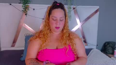 Snapshot of jenacooper__ chatting on 06-20-26, 02:58 Jena online show from 06-20-26, 02:58