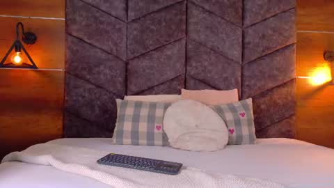 Snapshot of jenacooper__ chatting on 07-15-26, 02:50 Jena online show from 07-15-26, 02:50