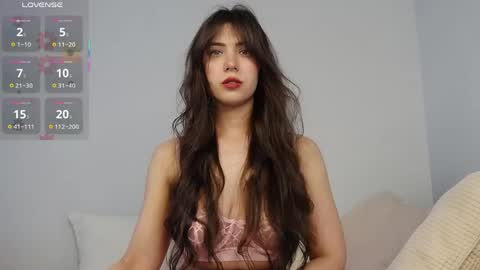 Snapshot of jenaloren chatting on 04-29-26, 04:05 Jena dont forget to thumbs up your rating is so important to me online show from 04-29-26, 04:05