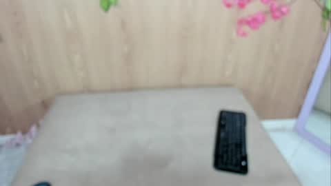 Jenelotizz online show from 06-06-26, 02:38