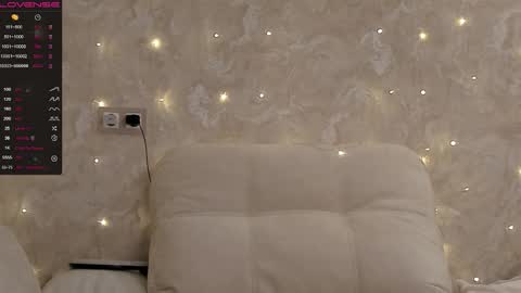 EvaSileZ online show from 10-06-25, 08:34