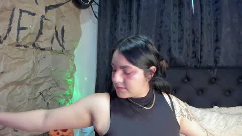 jeniferpowell_nm online show from 10-31-25, 11:22