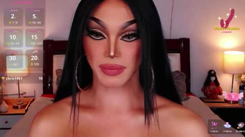 Queen Jenifer online show from 09-23-25, 04:48