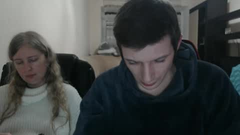 JenisAndPeter online show from 02-28-25, 06:31