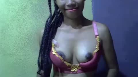 Jennie online show from 12-18-25, 04:18