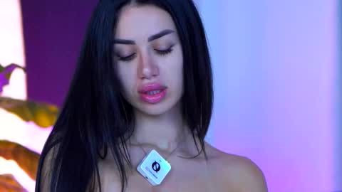 jenna_day online show from 11-22-25, 06:12