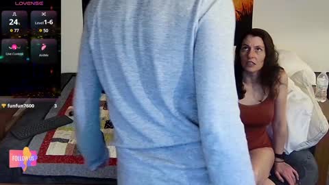 Snapshot of jenna_wettandricky_love chatting on 12-30-24, 12:11 Jenna Wett and Ricky Love online show from 12-30-24, 12:11