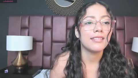 Snapshot of jennaamoore chatting on 02-26-26, 11:53 Jenna online show from 02-26-26, 11:53