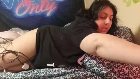  Dragon Queen. Be my Dragon --  and  online show from 04-19-26, 08:44